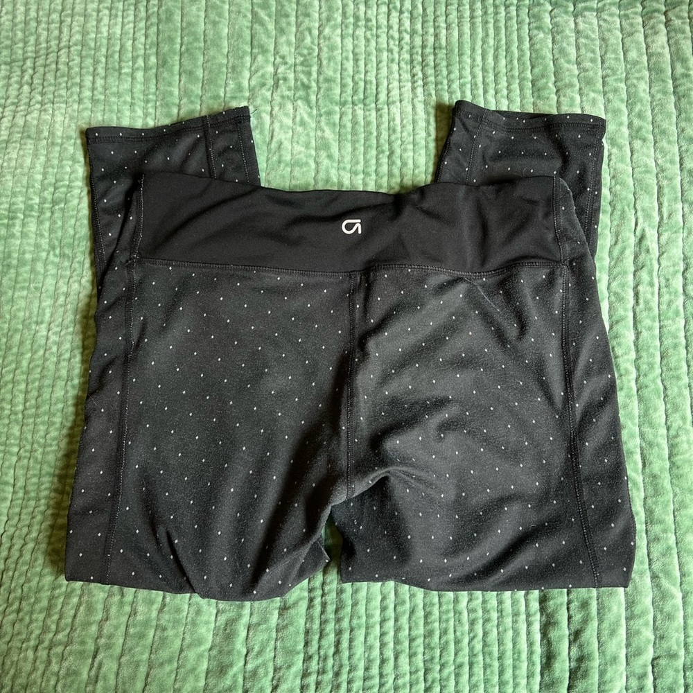 GAP FIT black polka dot leggings size medium